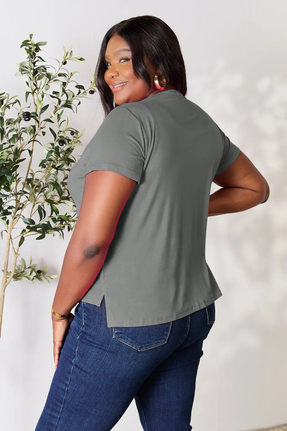Basic Bae Full Size Round Neck Short Sleeve T-Shirt in Gray