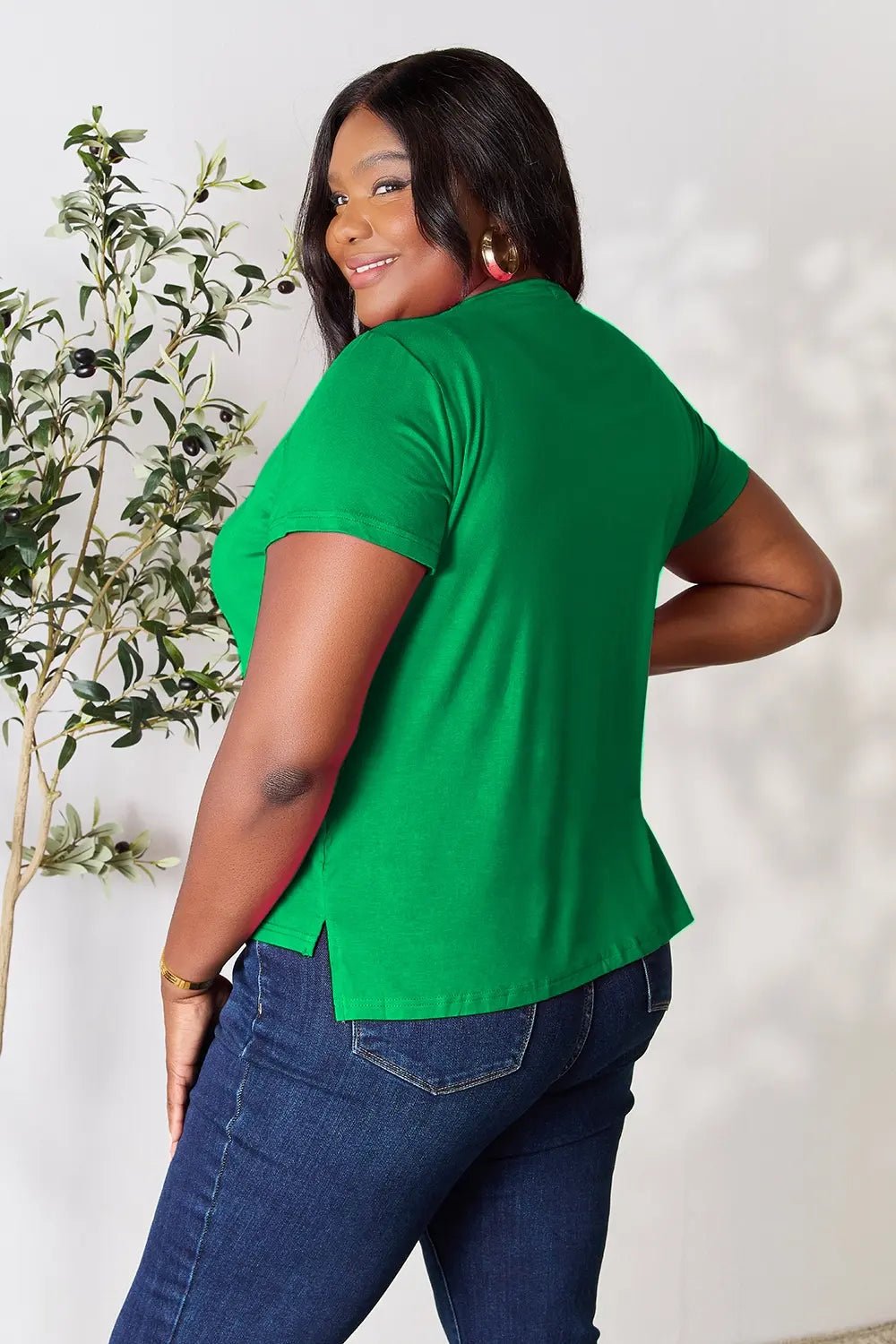 Basic Bae Full Size Round Neck Short Sleeve T-Shirt in Green
