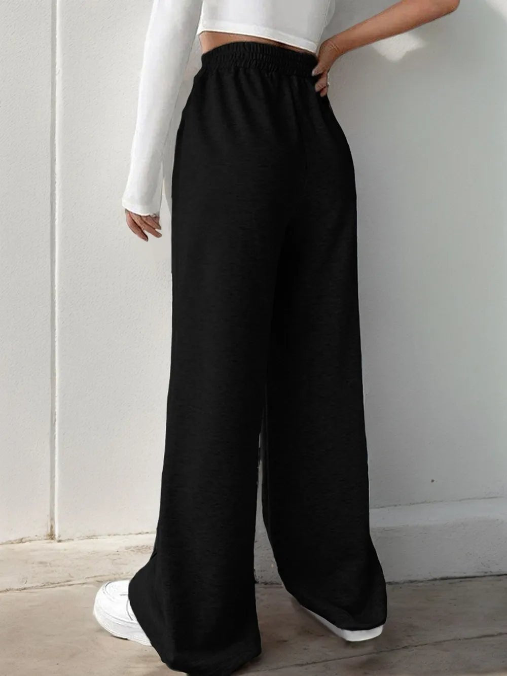 Elastic Waist Wide Leg Pants in Black