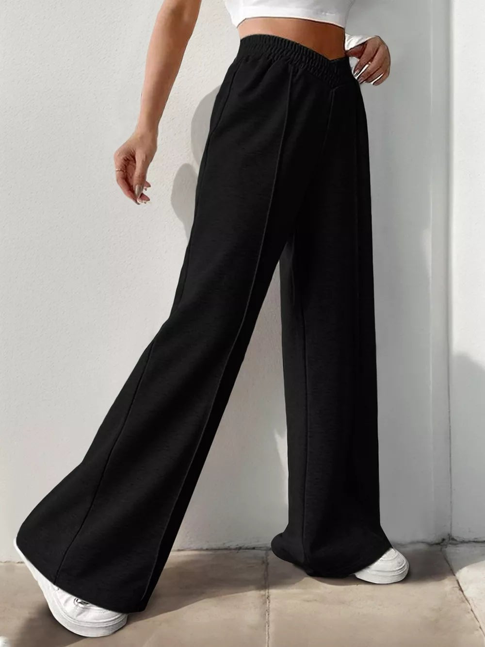 Elastic Waist Wide Leg Pants in Black
