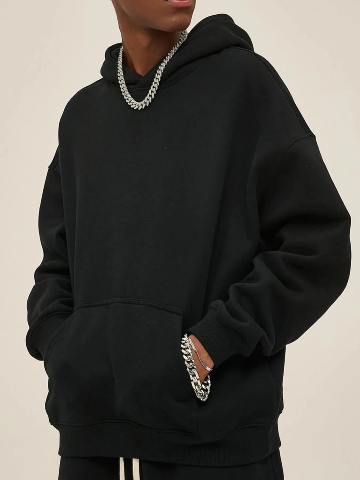 Men’s Oversized Pullover Hoodie – Relaxed Fit Casual Streetwear | CozyFits in Black