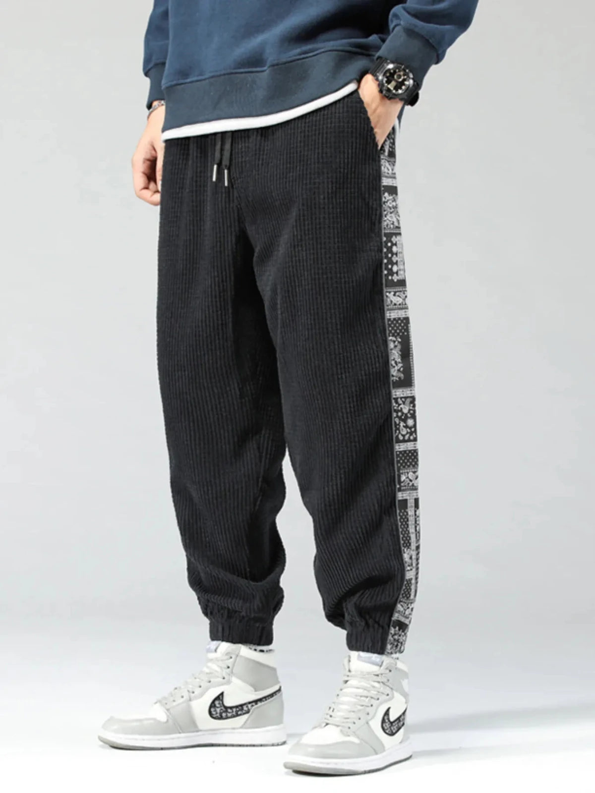 Men’s Plus Size Contrast Panel Drawstring Joggers | CozyFits in Black