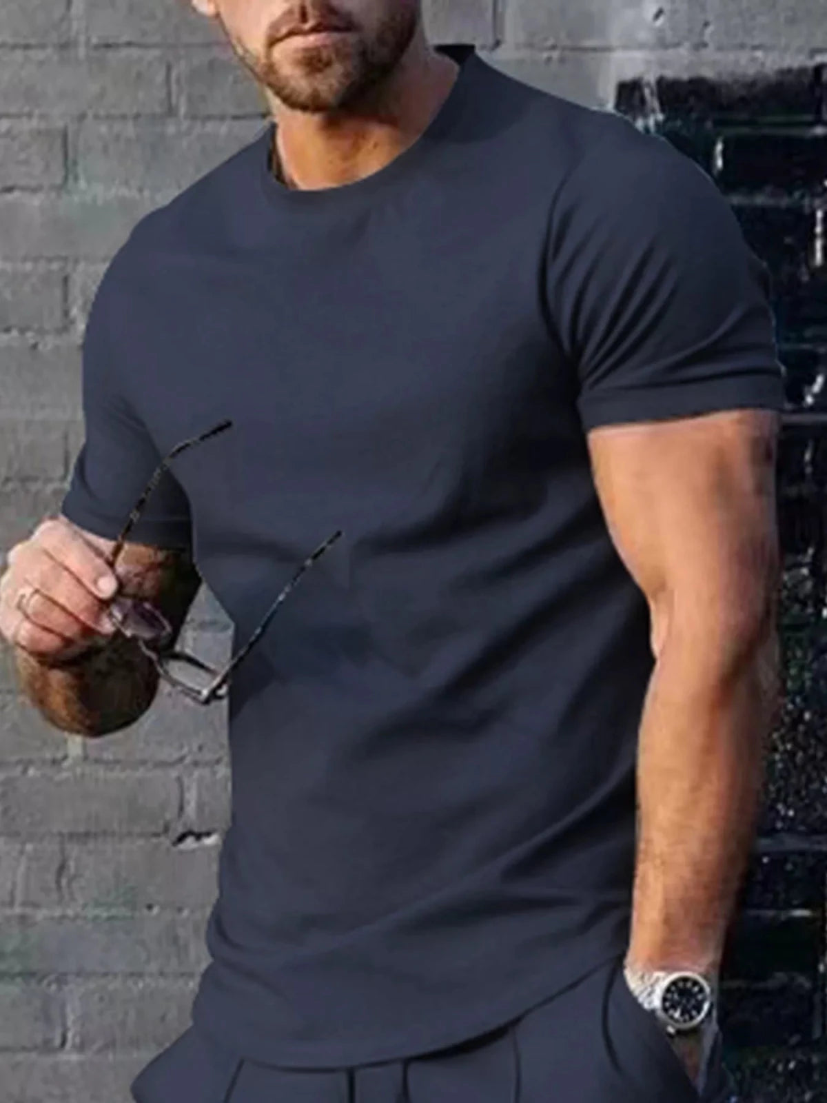 Men's Plus Size Solid Color Casual T-Shirt in Navy