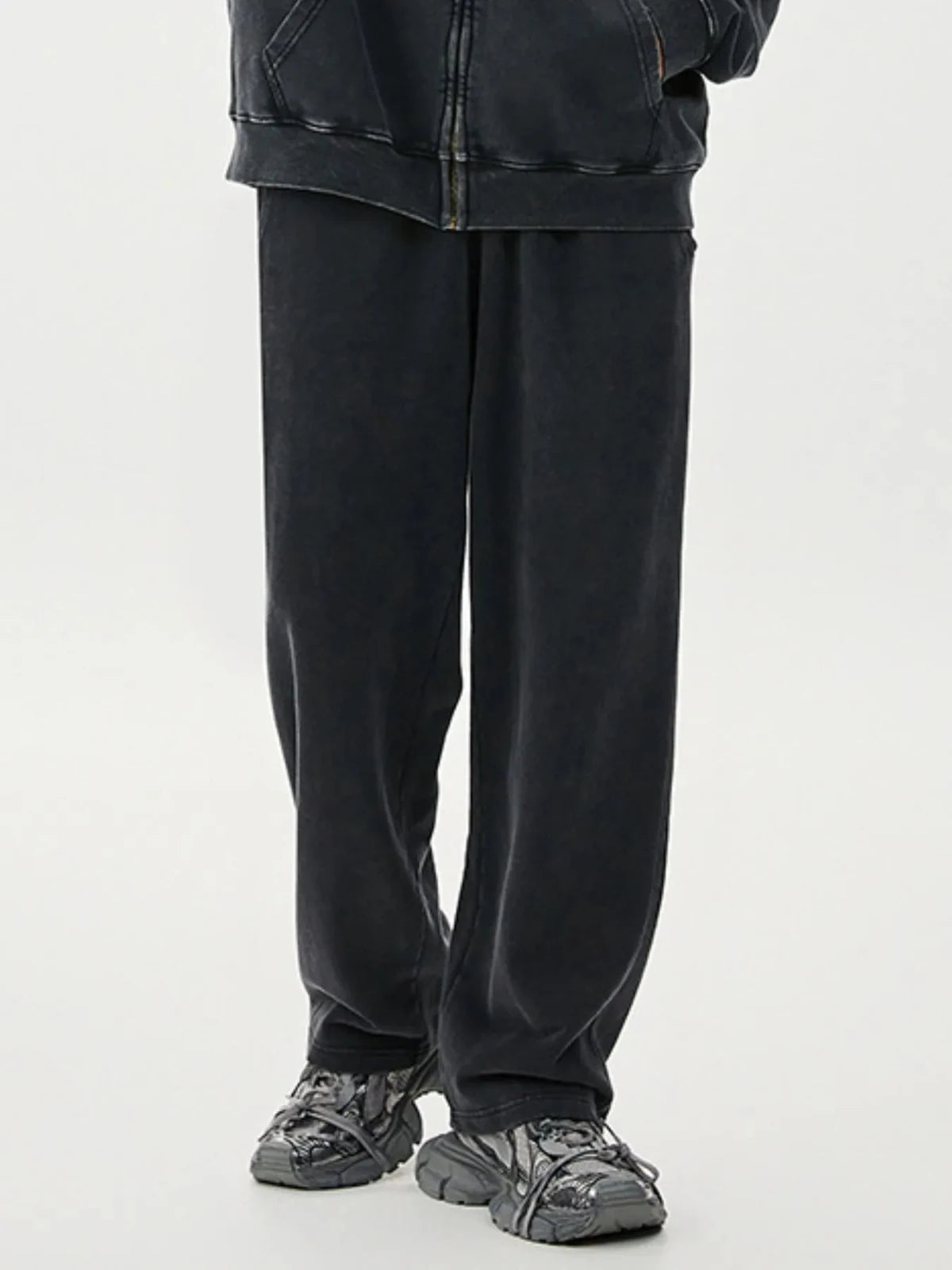 Men’s Washed Relaxed Fit Sweatpants | CozyFits in Black