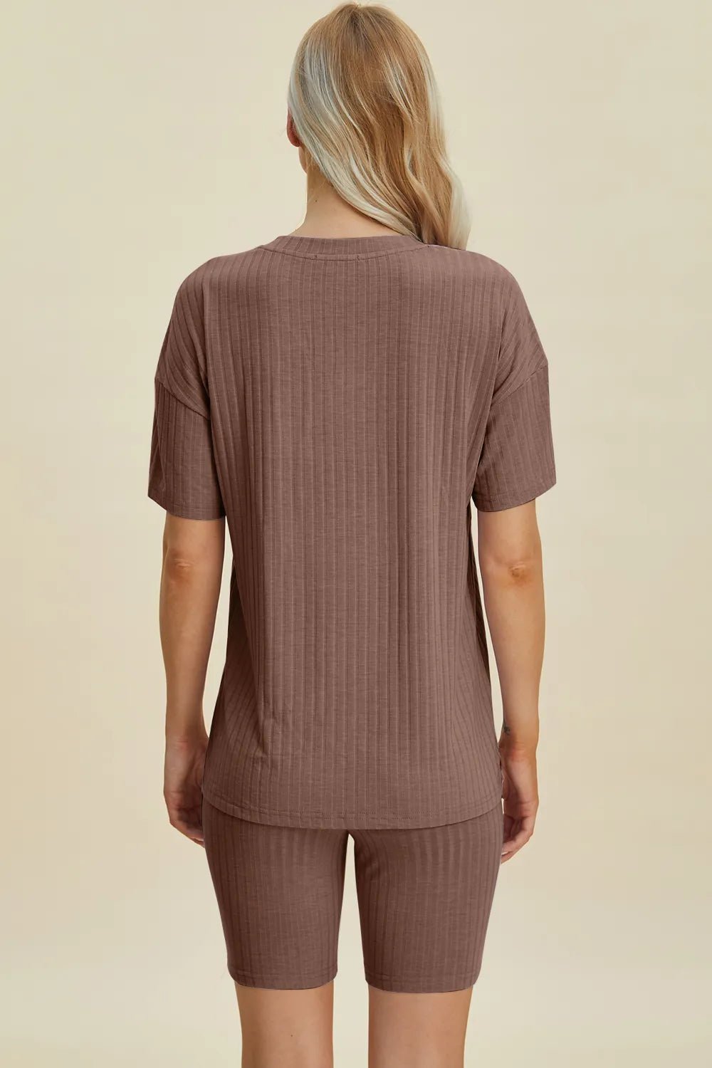 Ribbed Lounge Shorts Set in Brown
