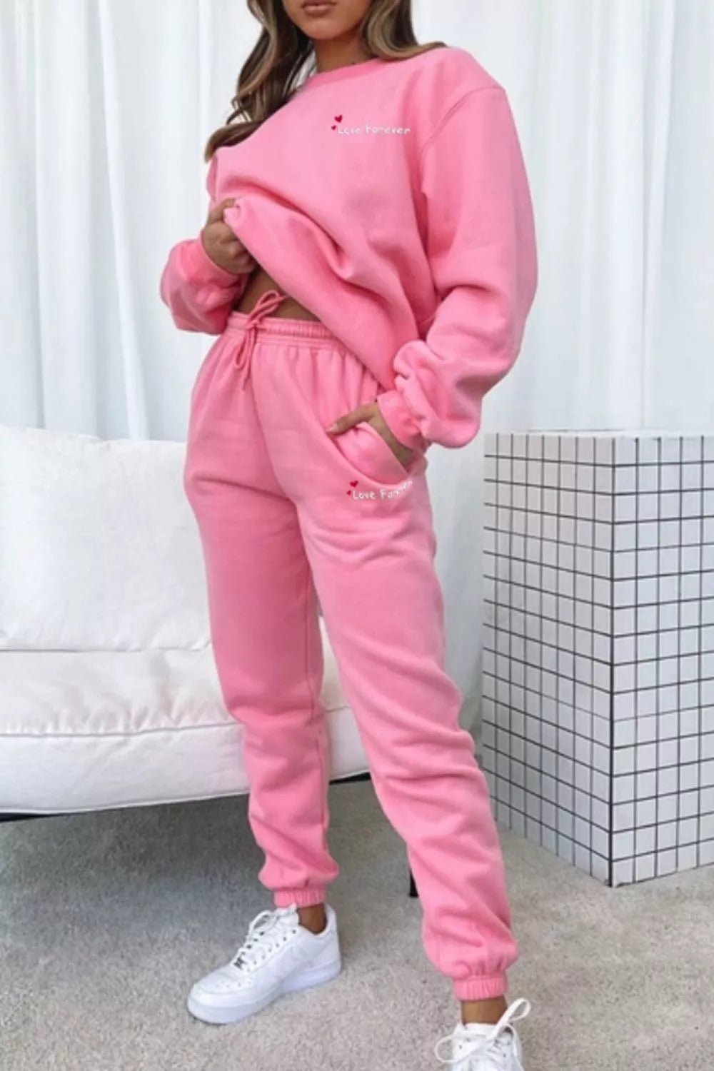 Round Neck Sweatshirt and Joggers Set in Pink
