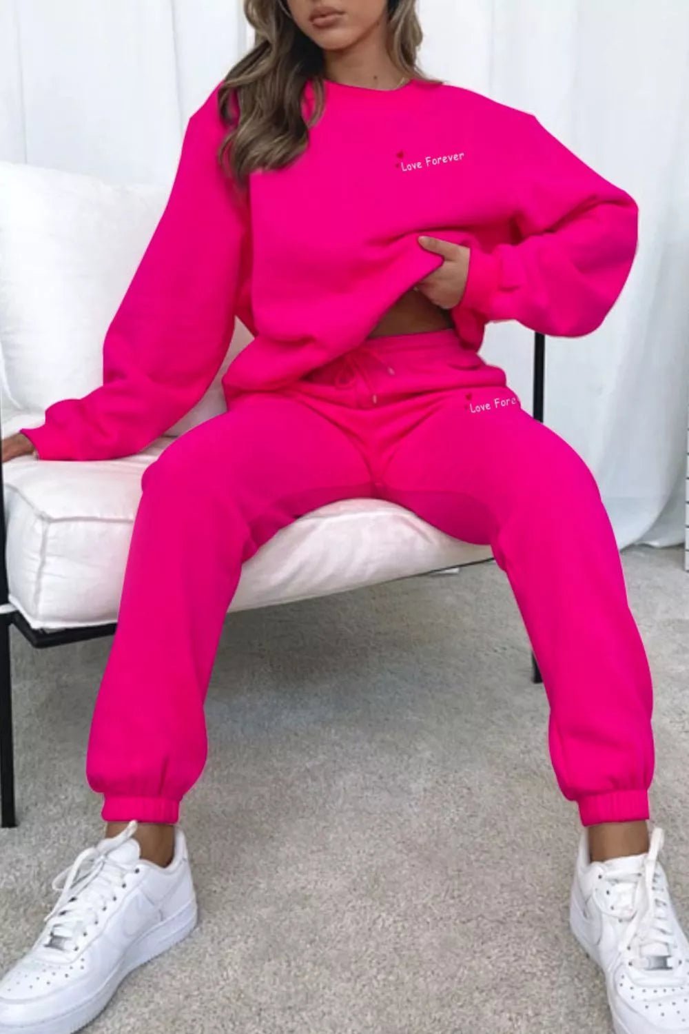 Round Neck Sweatshirt and Joggers Set in Rose Red