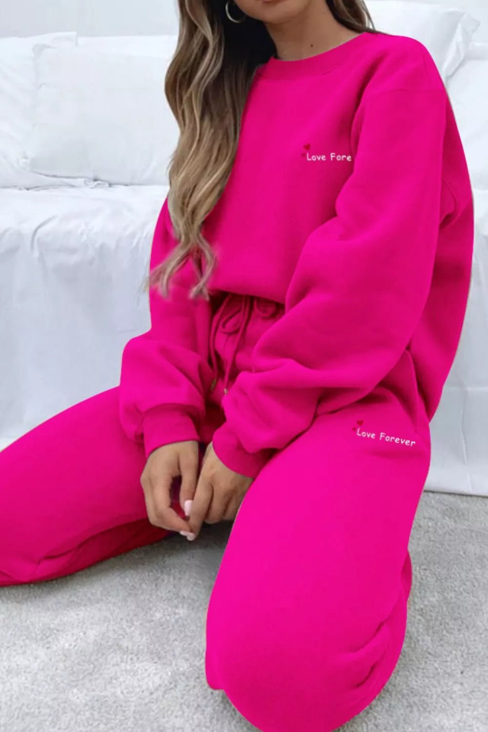 Round Neck Sweatshirt and Joggers Set in Rose Red