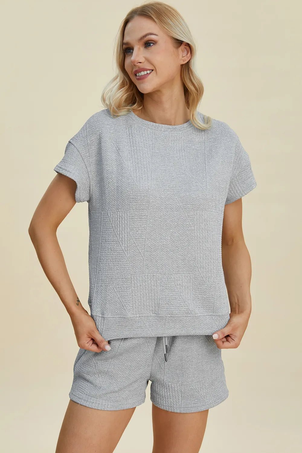 Textured Lounge Shorts Set in Gray