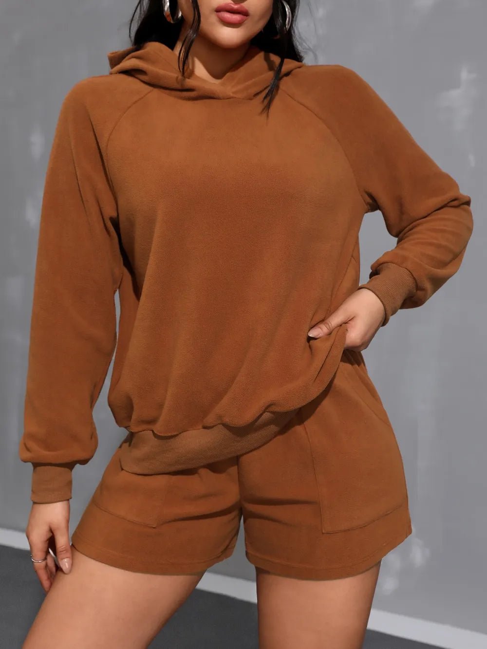Women’s Long Sleeve Hoodie and Pocketed Shorts Set | CozyFits in Caramel