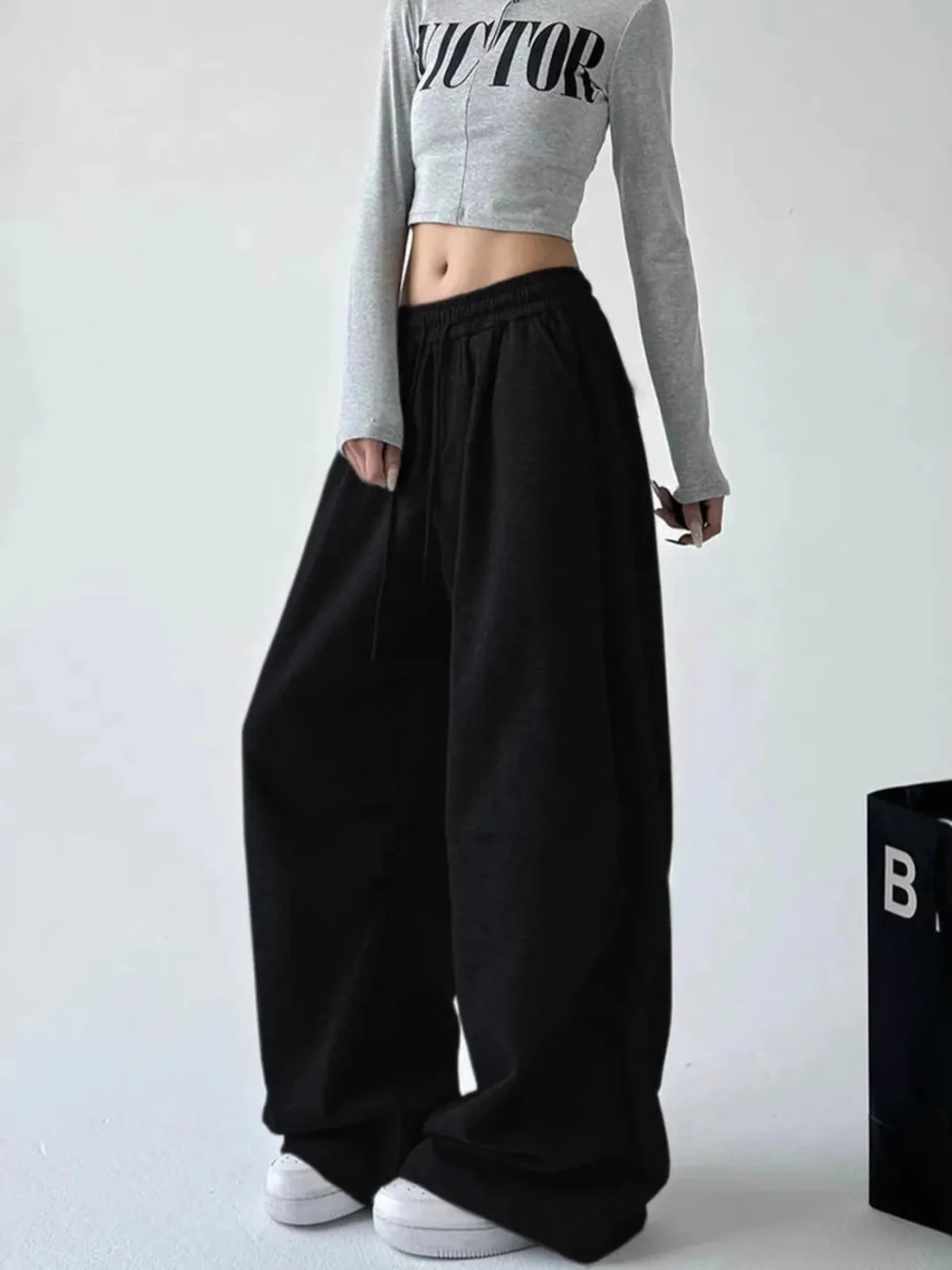 Women's Oversized Wide Leg Drawstring Pants | Flowy Relaxed Fit | CozyFits in Black